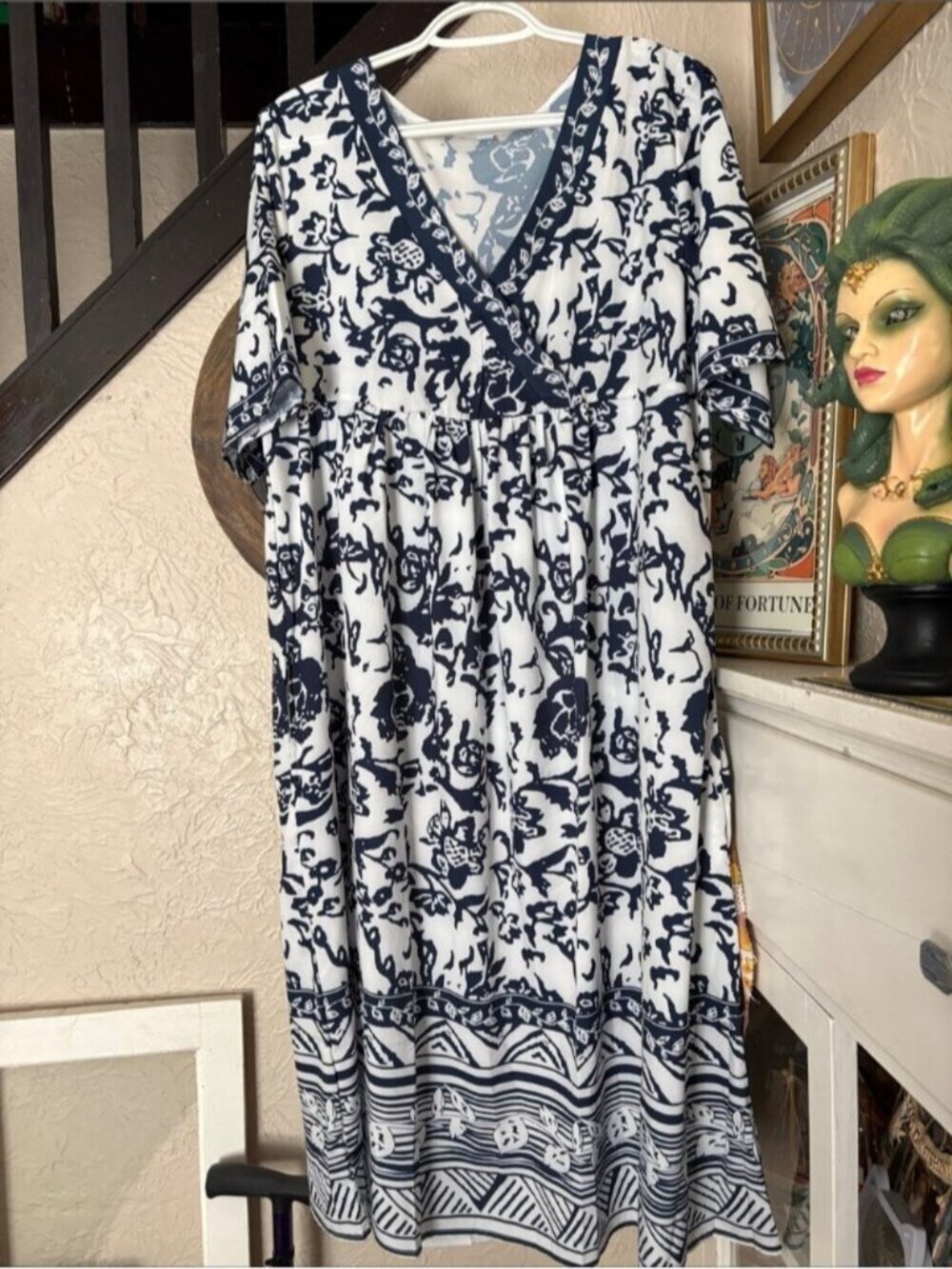 Navy & White Floral V-Neck Midi Dress Size XL